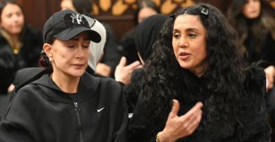 غادة عبد الرازق في عزاء والد مي عمر