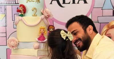 ألكسندر علوم  و ابنته عليا