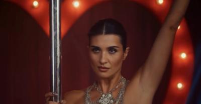 توبا بويوكستون تفاجئ الجمهور بأداء جريء في فيلم Sultana بعد 3 أشهر تدريب