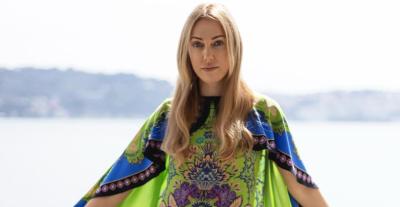 مريم أوزرلي بإطلالة ربيعية بالأخضر المنقش من La DoubleJ - الصورة من انستغرام مريم أوزرلي