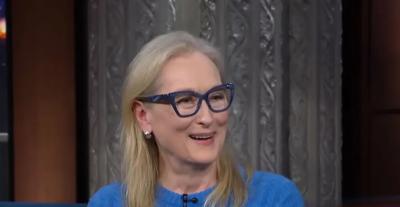 ميريل ستريب تعيد إحياء أسطورة الـ Cerulean Blue بإطلالة ذكية