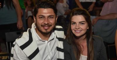 طلاق بيلين كاراهان وبيدري غونتاي بالتراضي بعد زواج استمر 12 عامًا