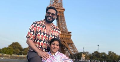 عبدالله بوشهري وابنته