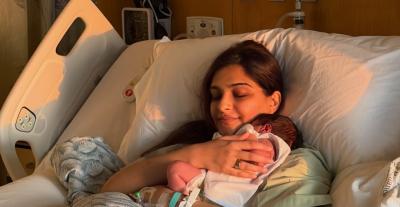 سونام كابور