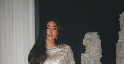 إطلالة براقة لنور الغندور بتصميم مطرز من Mimoza Kadriaj 