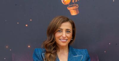 الشيخة بدور القاسمي بإطلالة دنيم من فالنتينو بأسلوب أنيق 