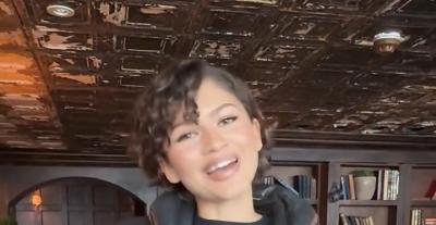 تي-شيرت Twilight يحوّل زندايا إلى محور حديث عرض The Drama 