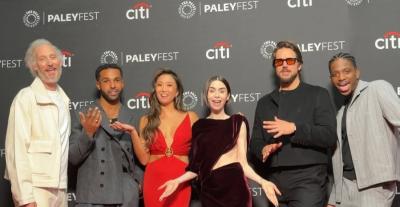  نجوم Emily in Paris يعلنون انتقال الموسم الجديد إلى اليونان