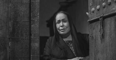 حياة الفهد تُوارى الثرى في الكويت بحضور فني وجنازة مهيبة