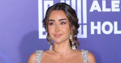 هنا الزاهد