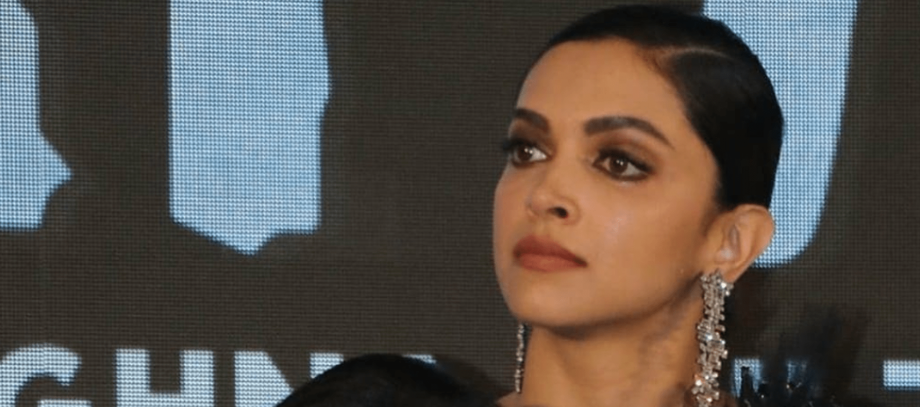 لقاء مؤثر بين ديبيكا بادوكون وبطلة فيلم Chhapaak