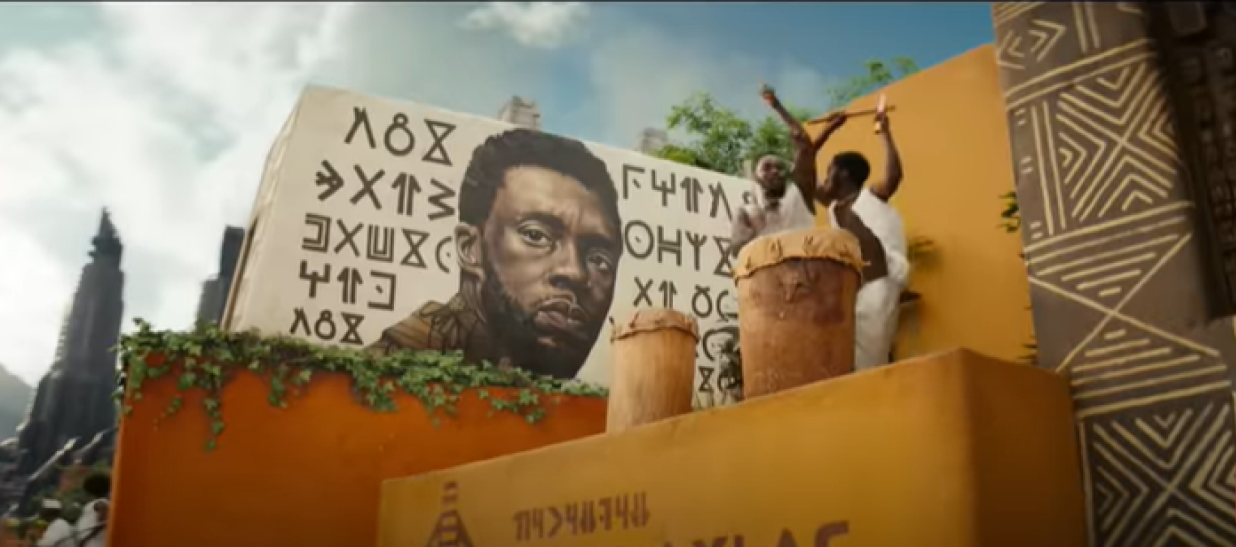 شادويك بوسمان في الإعلان الترويجي لفيلم Black Panther2: Wakanda Forever