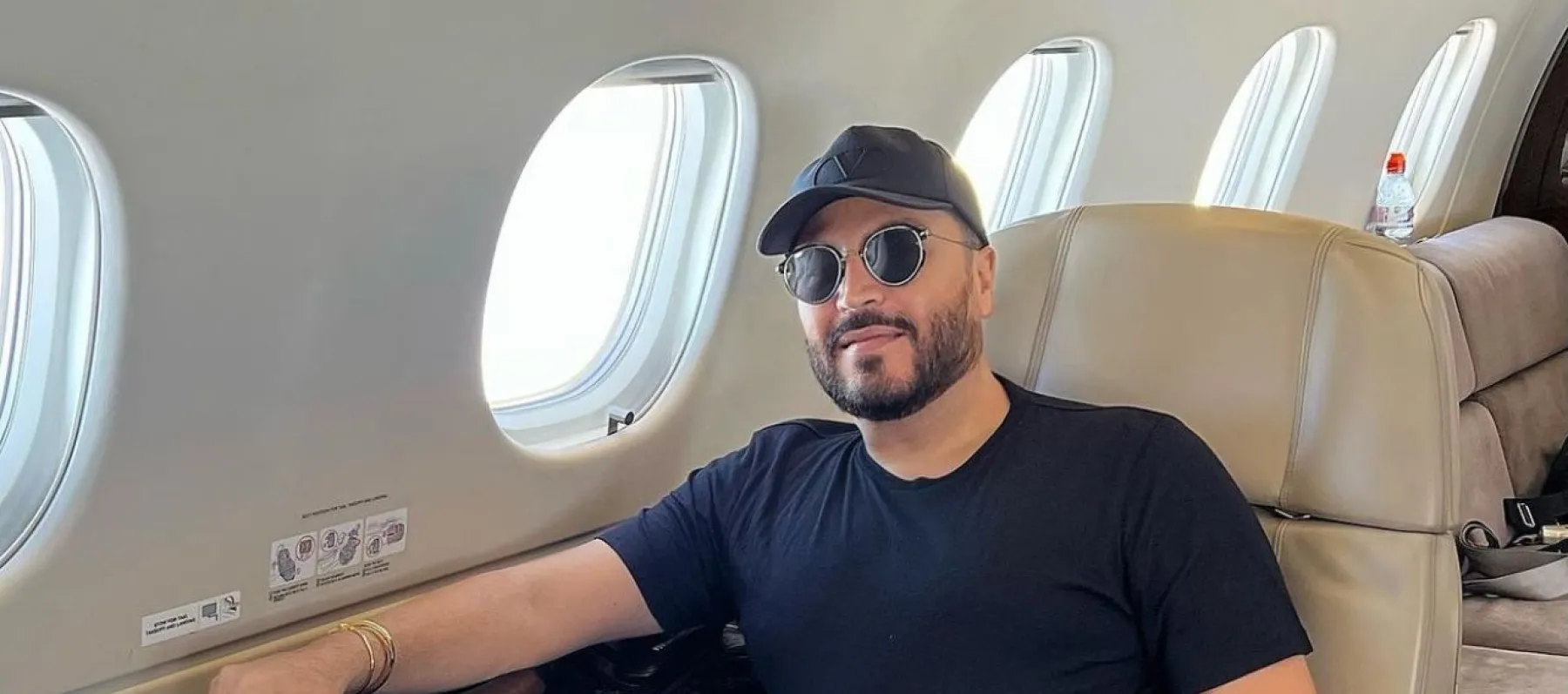 زهير مراد يختار ميكونوس لصيف 2022