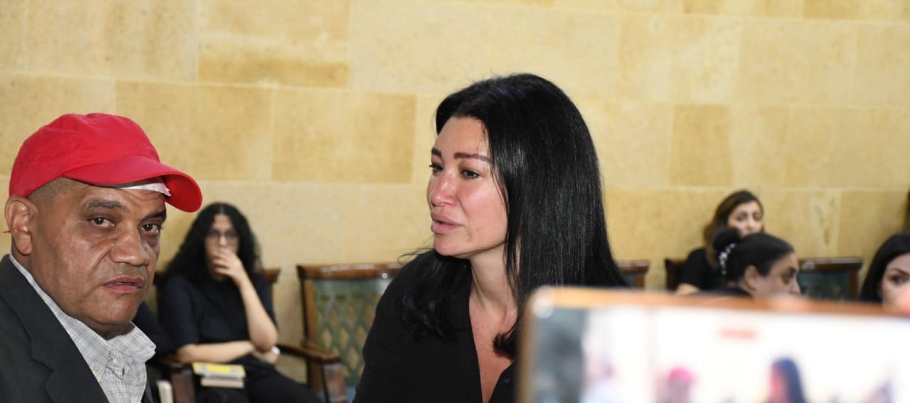 أروى جودة في عزاء والدها 