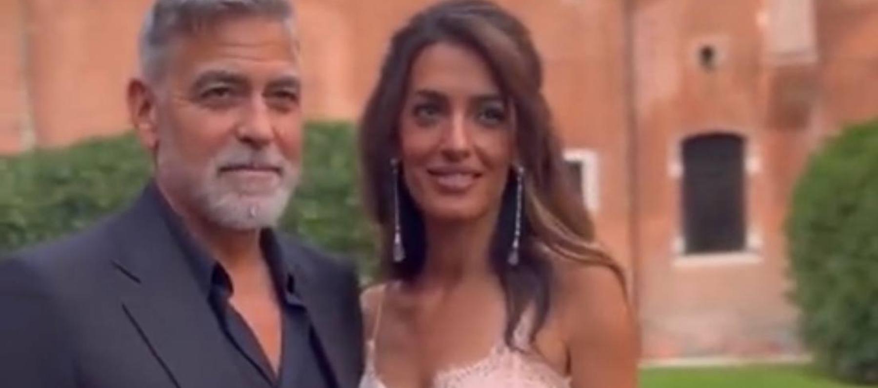 جورج كلوني وزوجته أمل علم الدين - صورة مأخوذة من فيديو
