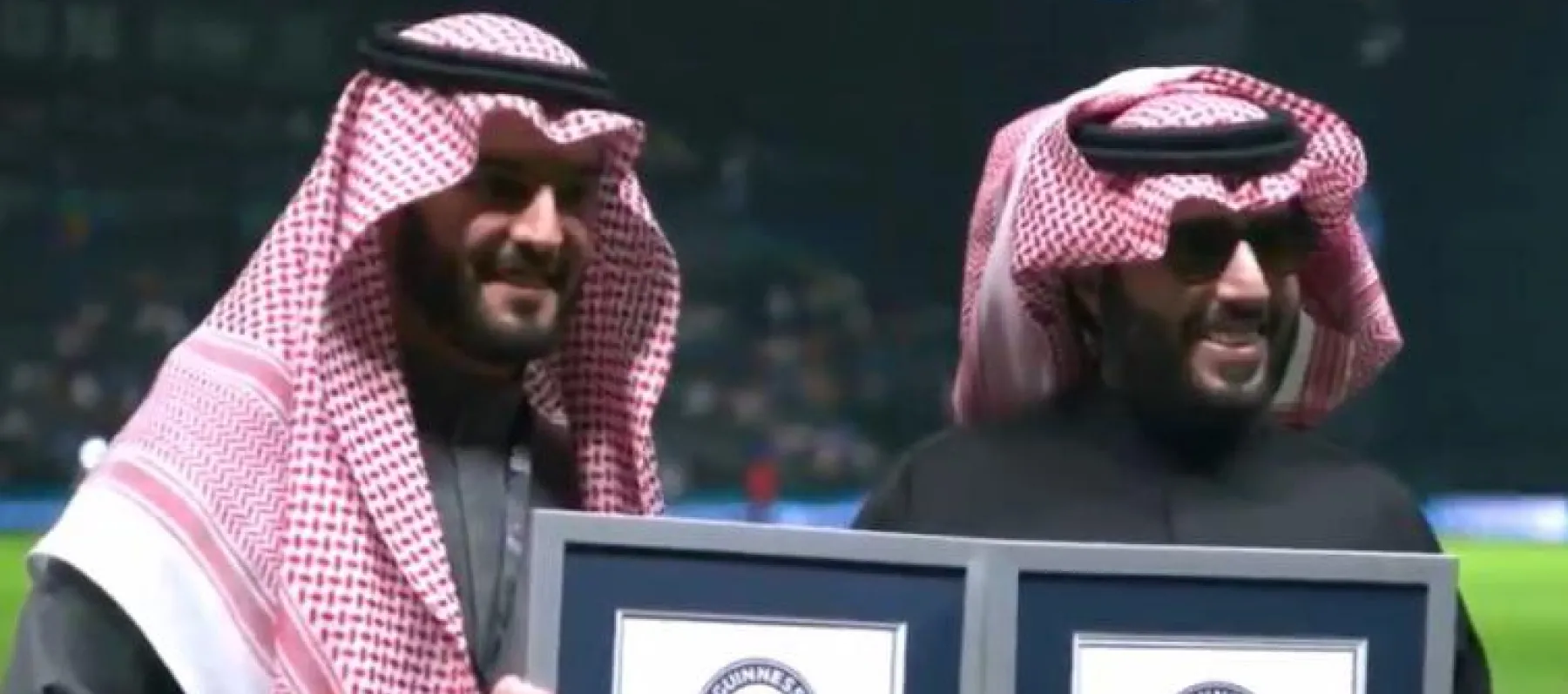 المستشار تركي آل الشيخ ورئيس نادي الهلال فهد بن نافل - تويتر