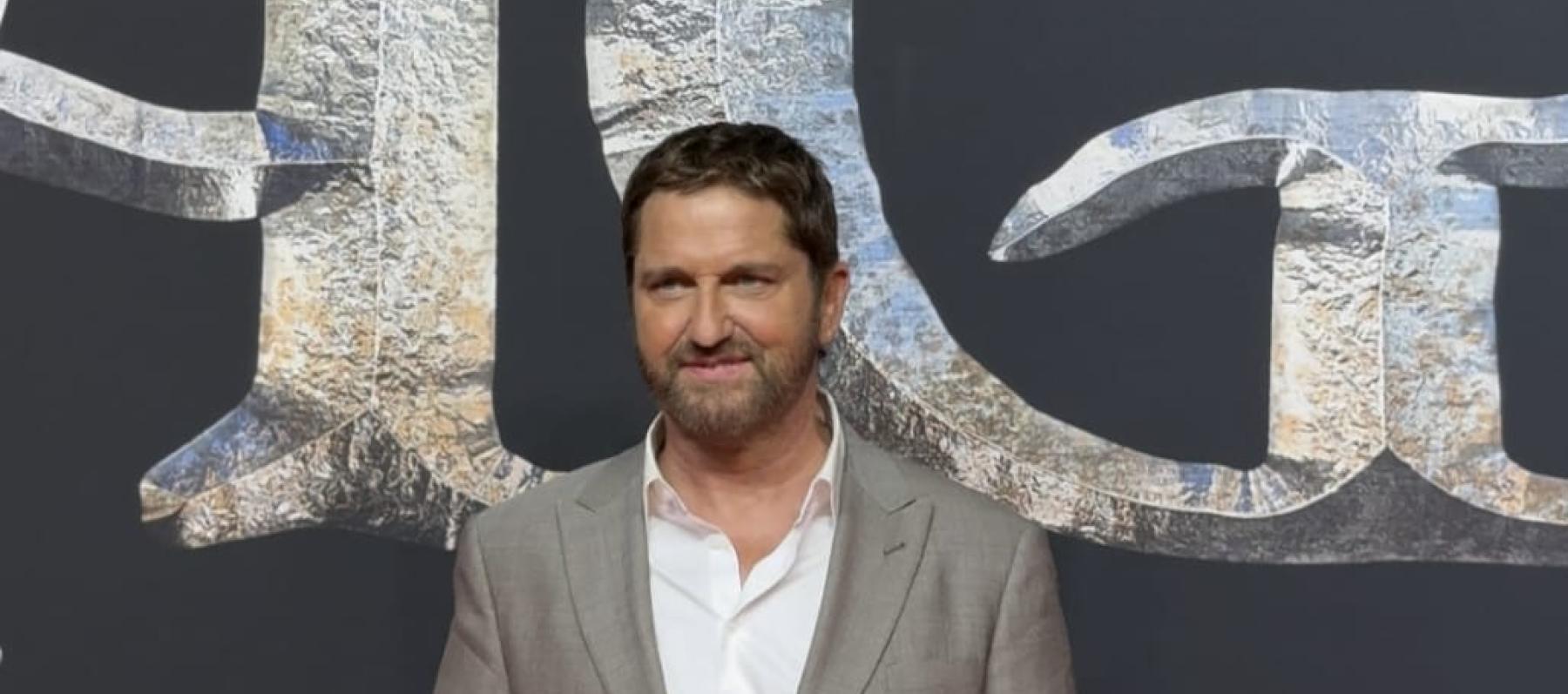 جيرارد بتلر Gerard Butler من العرض الأول لفيلم How to Train Your Dragon في الرياض