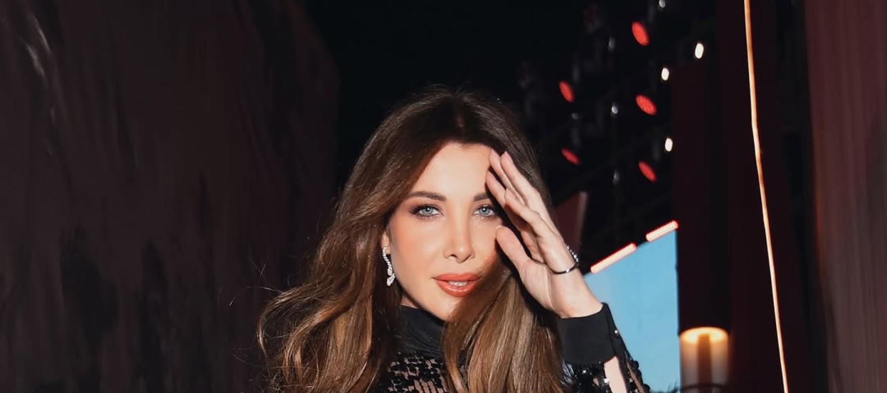 نانسي عجرم بفستان من الشيفون والترتر من ايلي صعب 