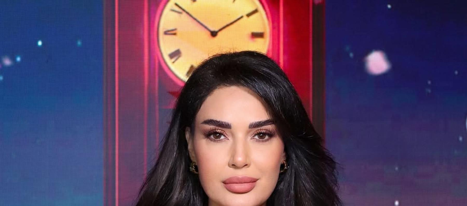 سيرين عبد النور تلفت الأنظار بفستان أسود ميدي من إليزابيتا فرانكي