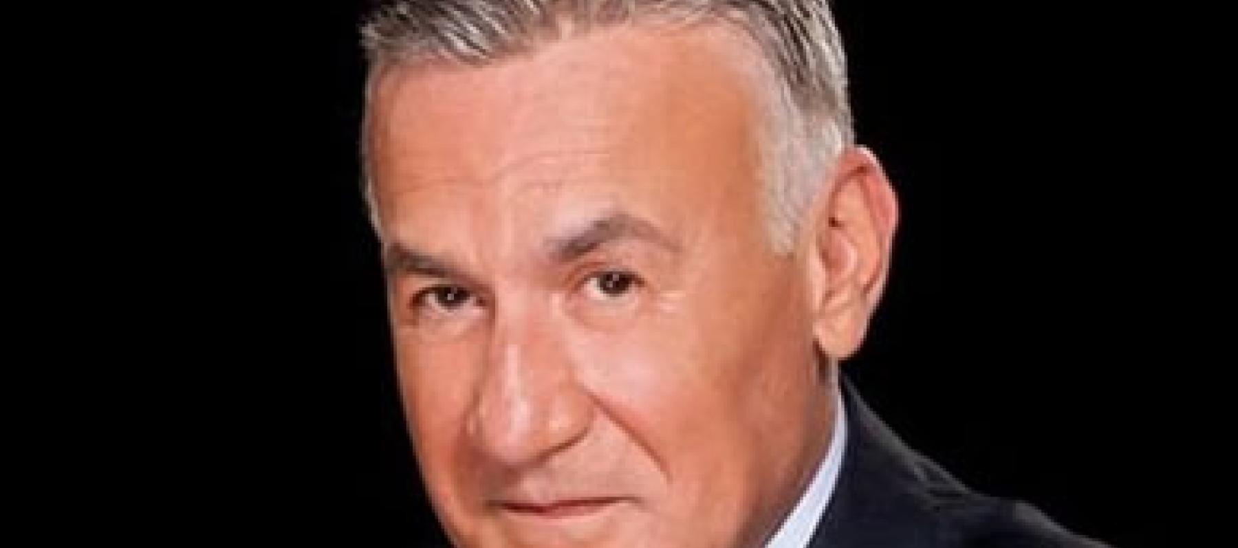 عزت أبو عوف