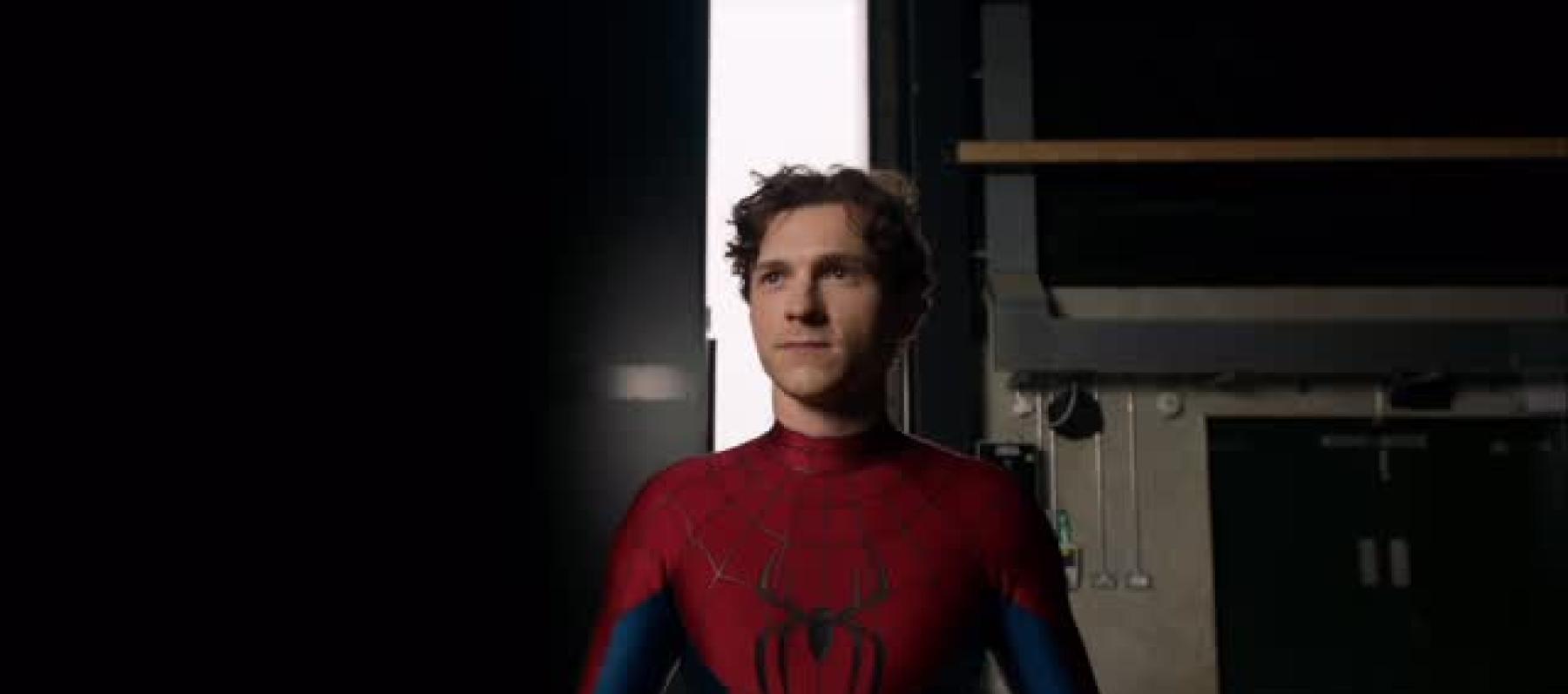 توم هولاند يشوّق الجمهور لأولى لقطات Spider-Man: Brand New Day