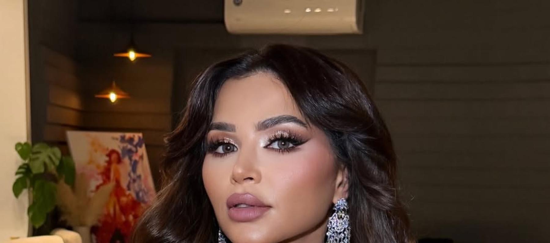 نهى نبيل بإطلالة إماراتية ذهبية في عرض أزياء "غرامي"