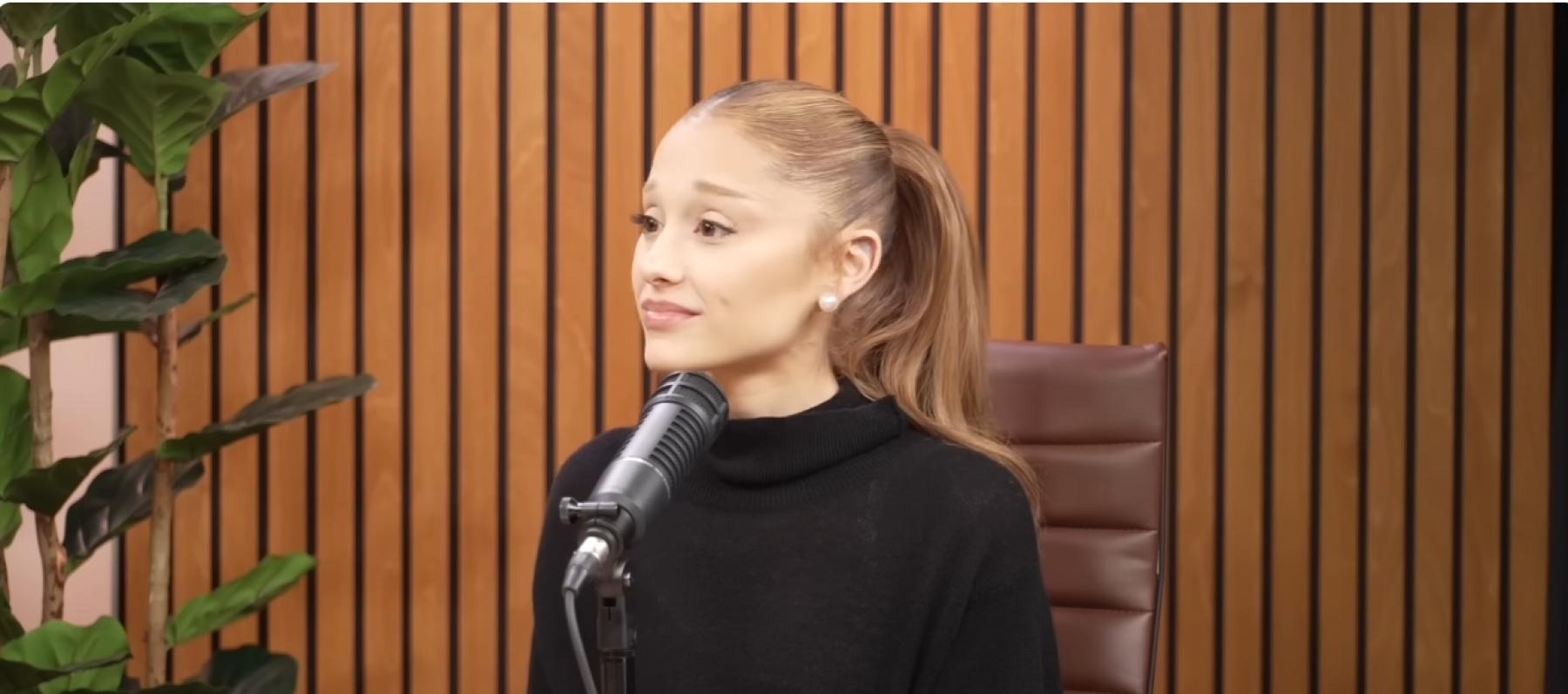 أريانا غراندي -  Good Hang with Amy Poehler