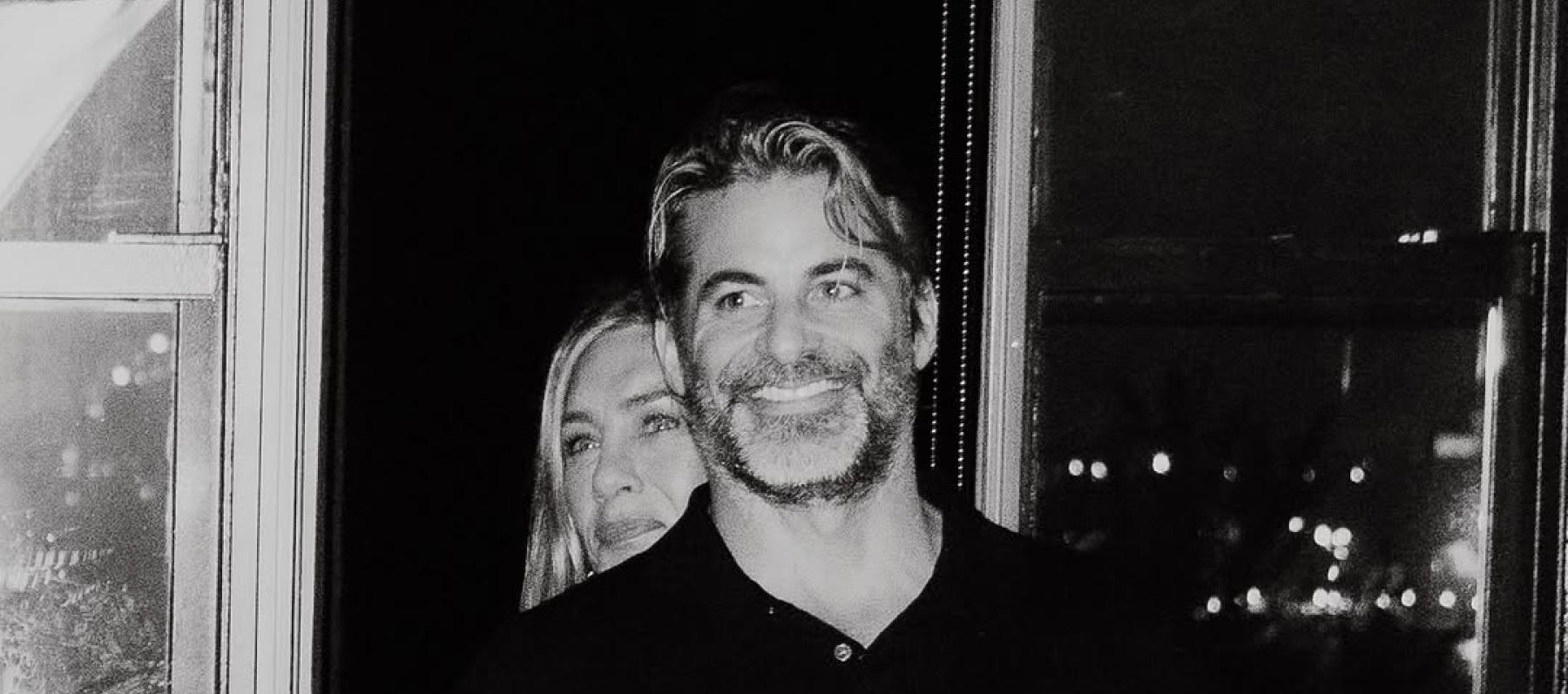 جينيفر أنيستون - جيم كورتيس - مصدر من انستغرام