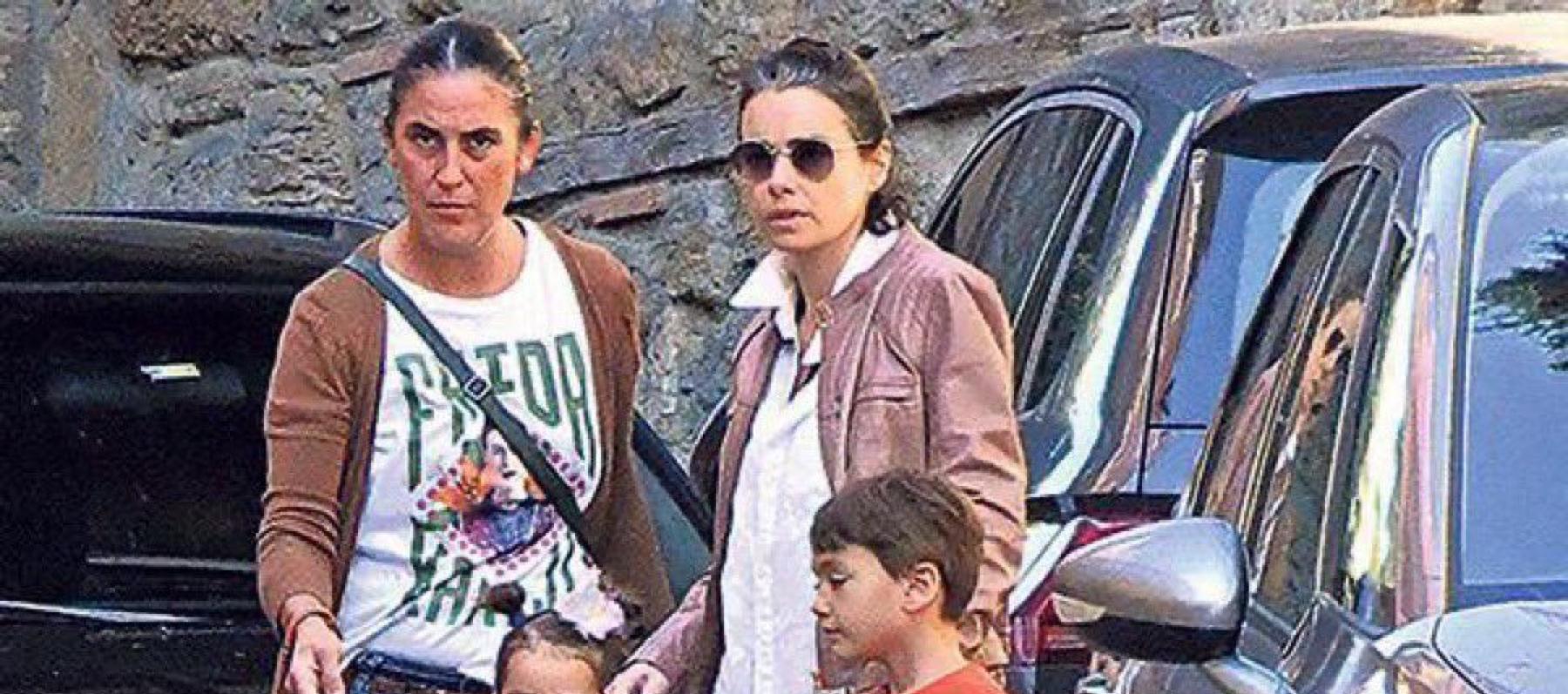  أوزغو نامال Özgü Namal