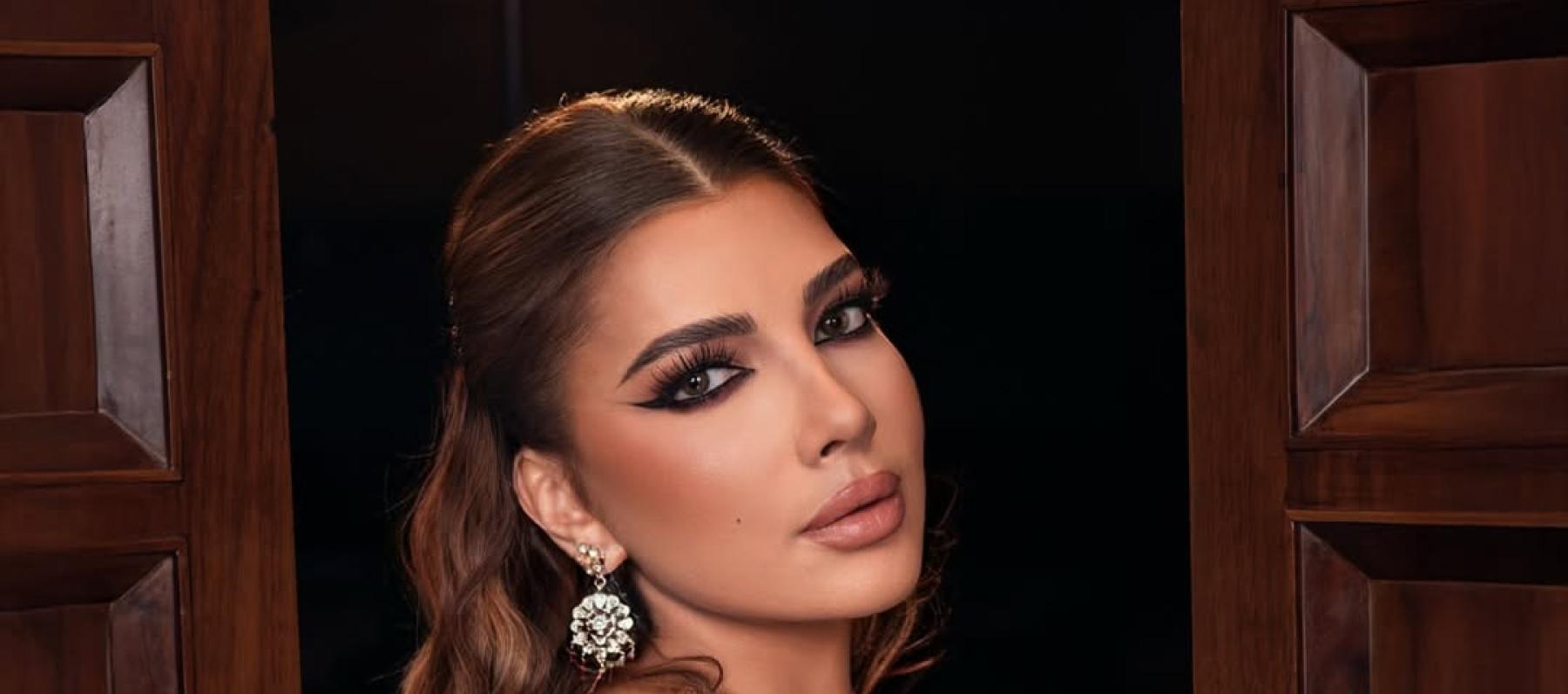 أصالة بفستان أسود بتطريزات ذهبية من توقيع مهرة للمصممة فرح البابطين - الصورة بعدسة محمد أحمد