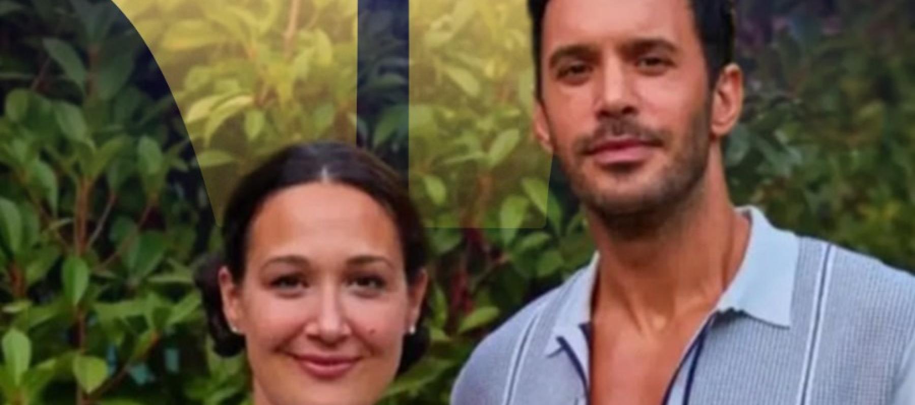 باريش أردوتش برفقة زوجته في قمة بريدج بأبوظبي - صورة معدلة