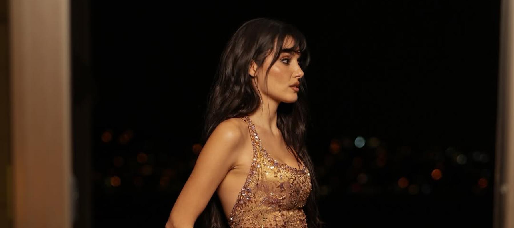 هاندا أرتشيل بلوك مستوحى من حقبة الباروك بتوقيع ايلي صعب - الصورة من انستغرام هاندا أرتشيل