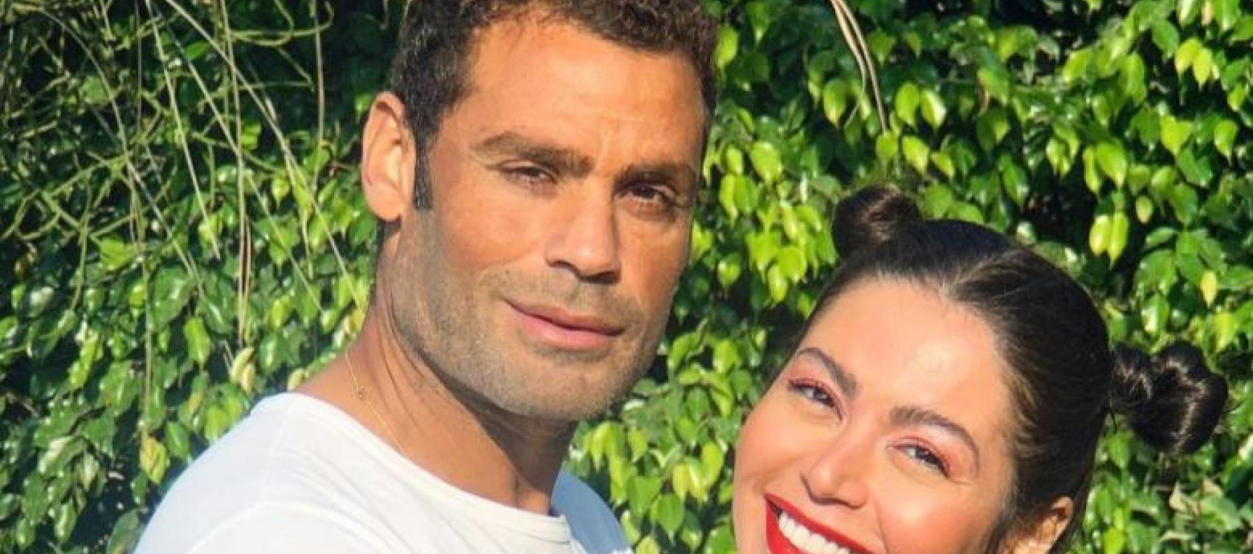 لقاء الخميسي وزوجها