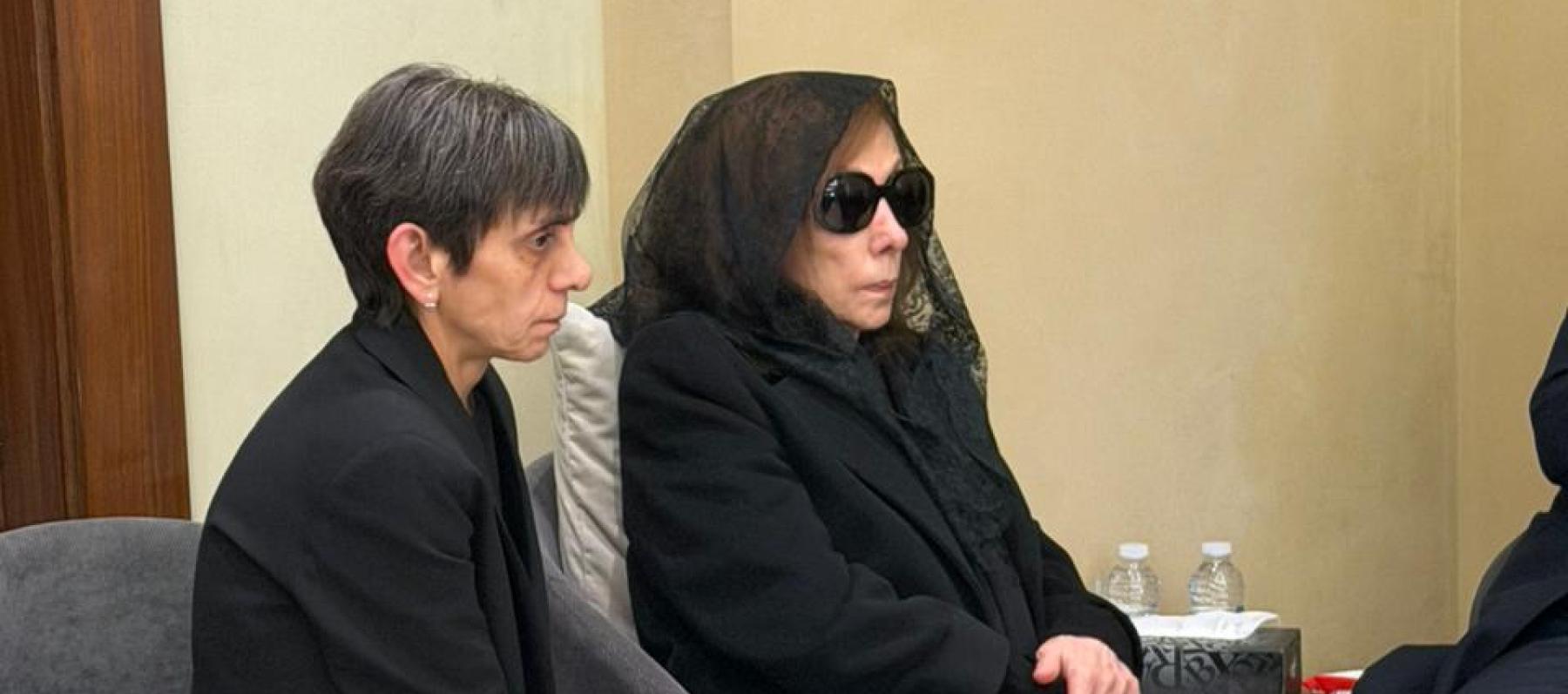 فيروز وابنتها ريما الرحباني - صورة بكاميرا ET بالعربي