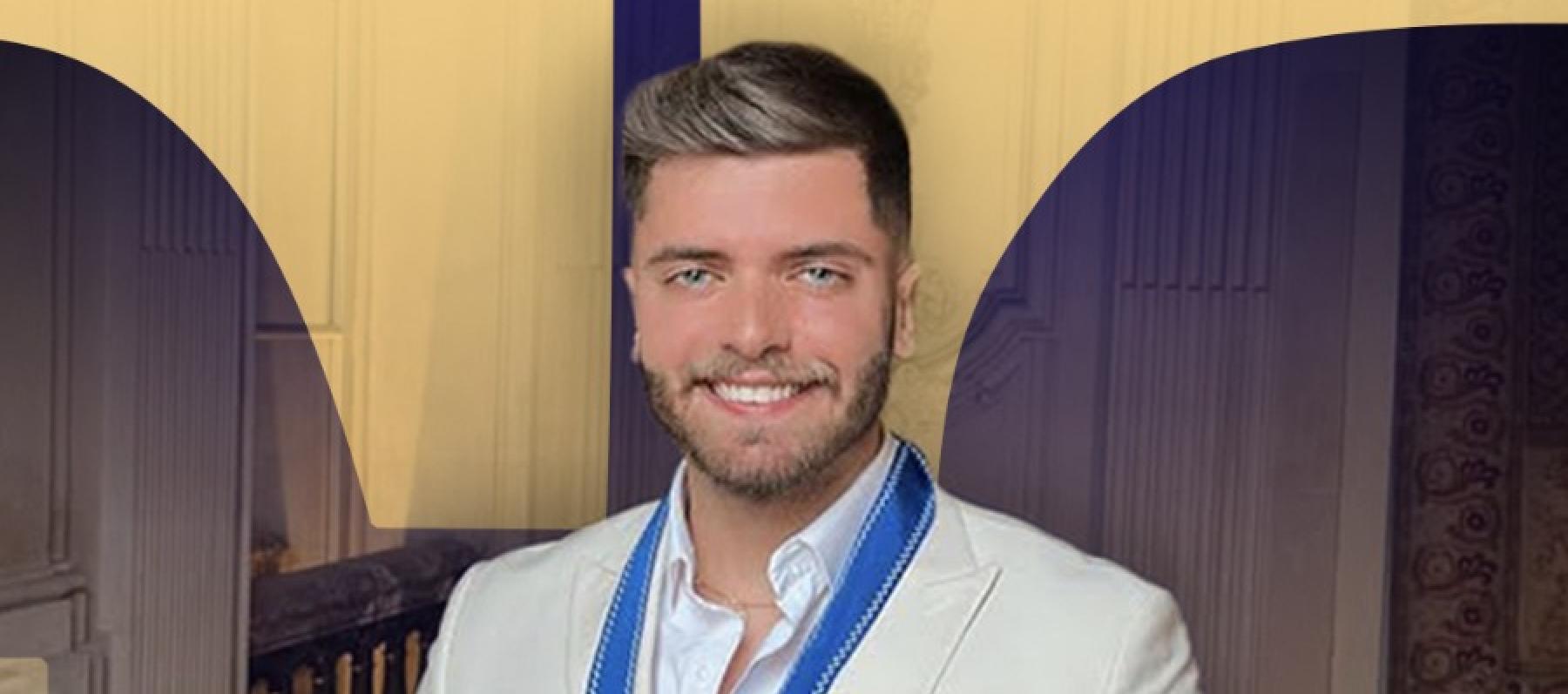 حسين فياض - صورة معدلة من السوشيال ميديا