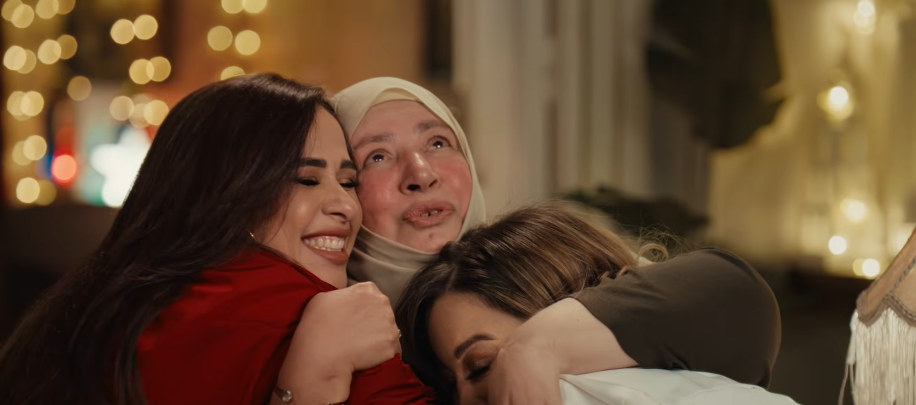 عبلة كامل وياسمين عبد العزيز ومنة شلبي