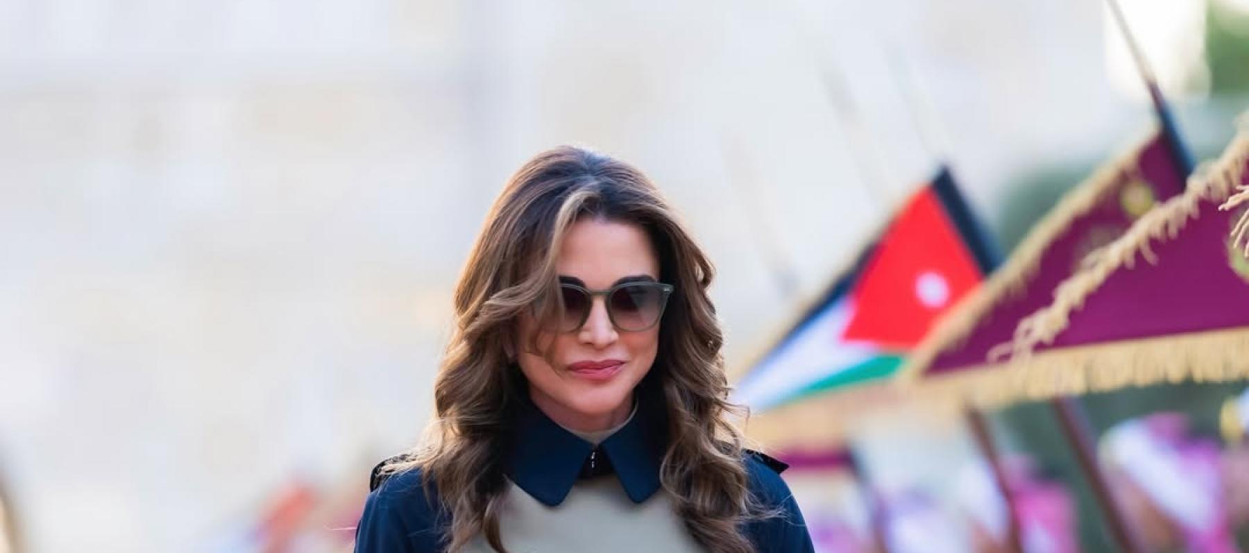 الملكة رانيا بإطلالة دبلوماسية أنيقة بتوقيع ساكاي وبرادا