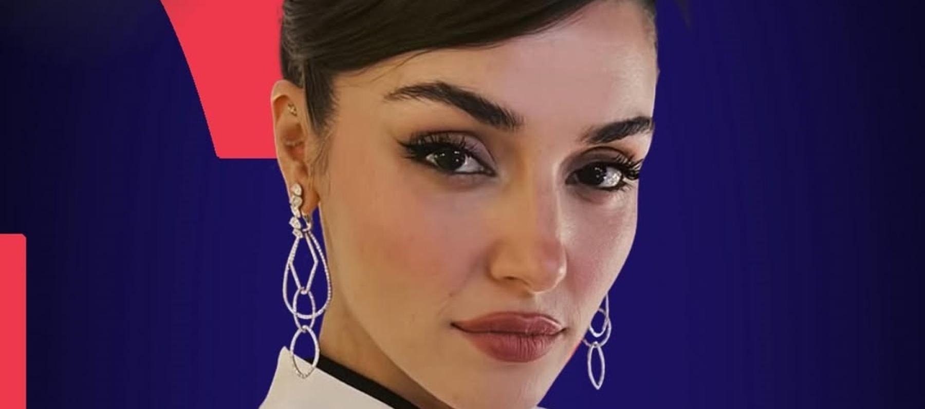 هاندا أرتشيل - Hande Erçel