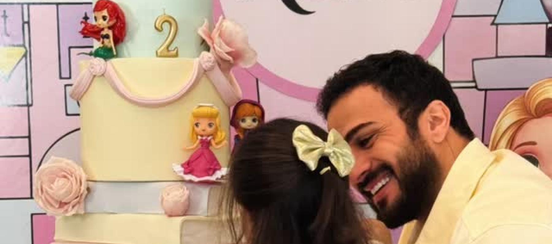 ألكسندر علوم  و ابنته عليا