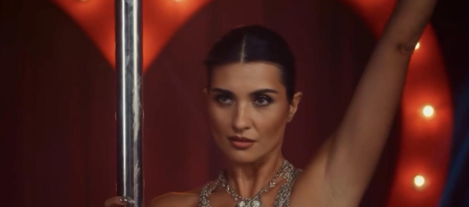 توبا بويوكستون تفاجئ الجمهور بأداء جريء في فيلم Sultana بعد 3 أشهر تدريب