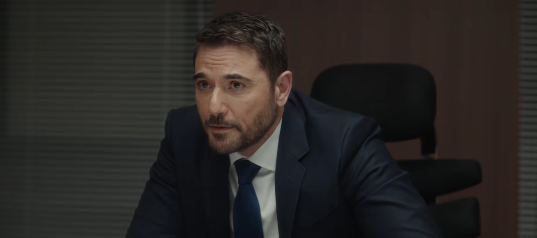 أحمد عز بمسلسل رأس الأفعي