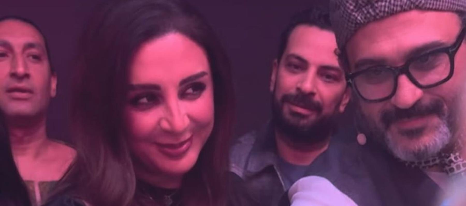 أنغام تحضر كواليس "ماتصغرناش" بجدة وتدعم فريق العمل