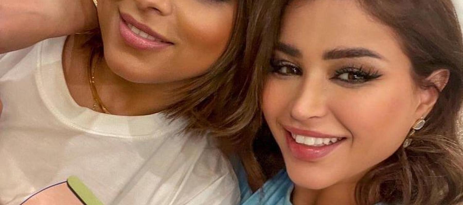 نهى نبيل مع شقيقتها نوف نبيل - صورة من السوشياال ميديا