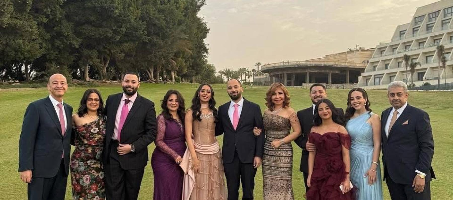 عمرو أديب ولميس الحديدي يحتفلان بخطوبة نجلهما