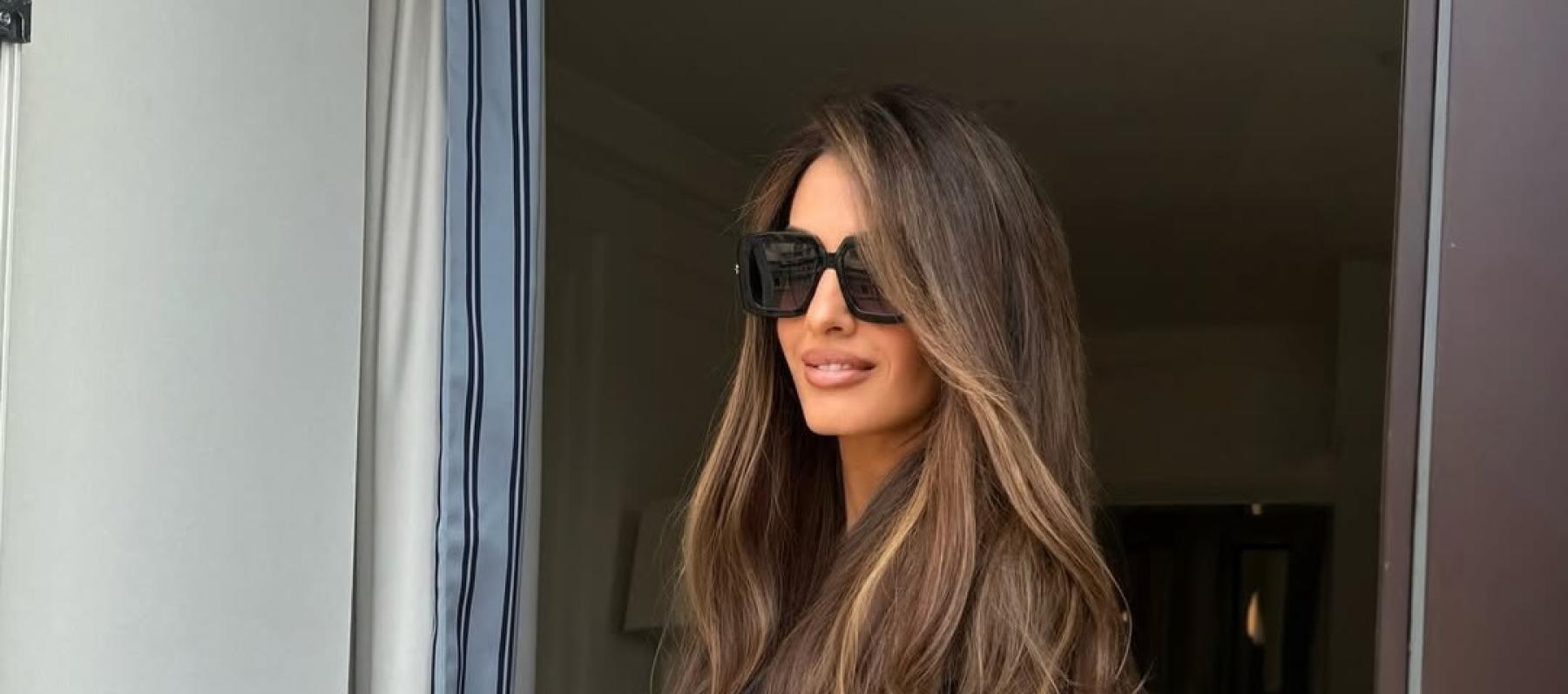 أمل كلوني بتوقيع ايلي صعب وكارتييه وبلون شعر جديد - الصورة من انستغرام ايلي صعب