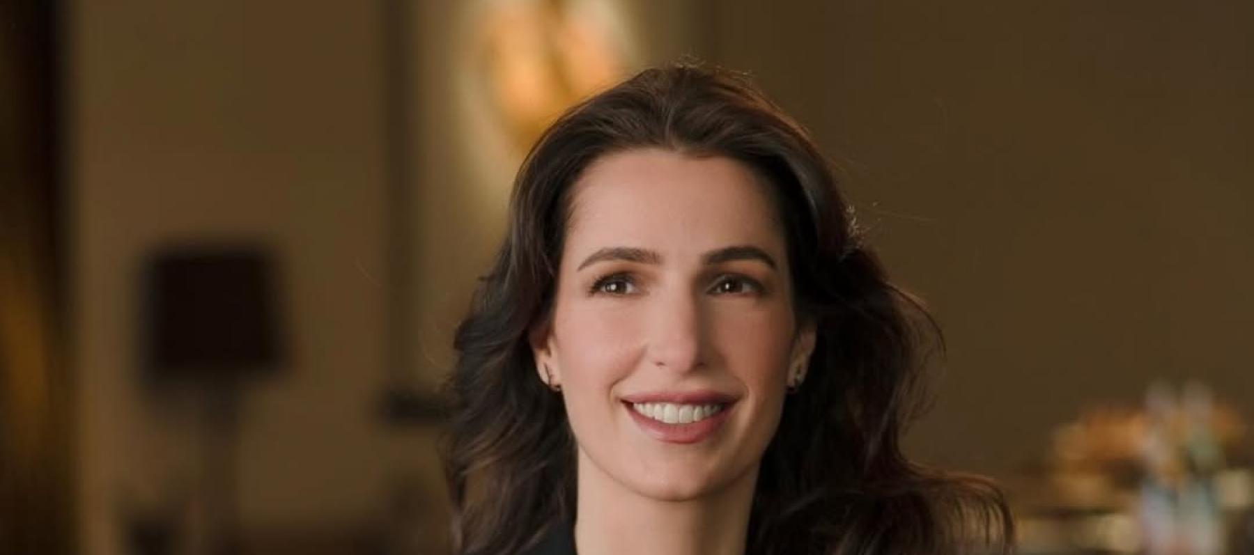 الأميرة رجوة تتألق بلوك كلاسيكي أنيق في عيد ميلادها