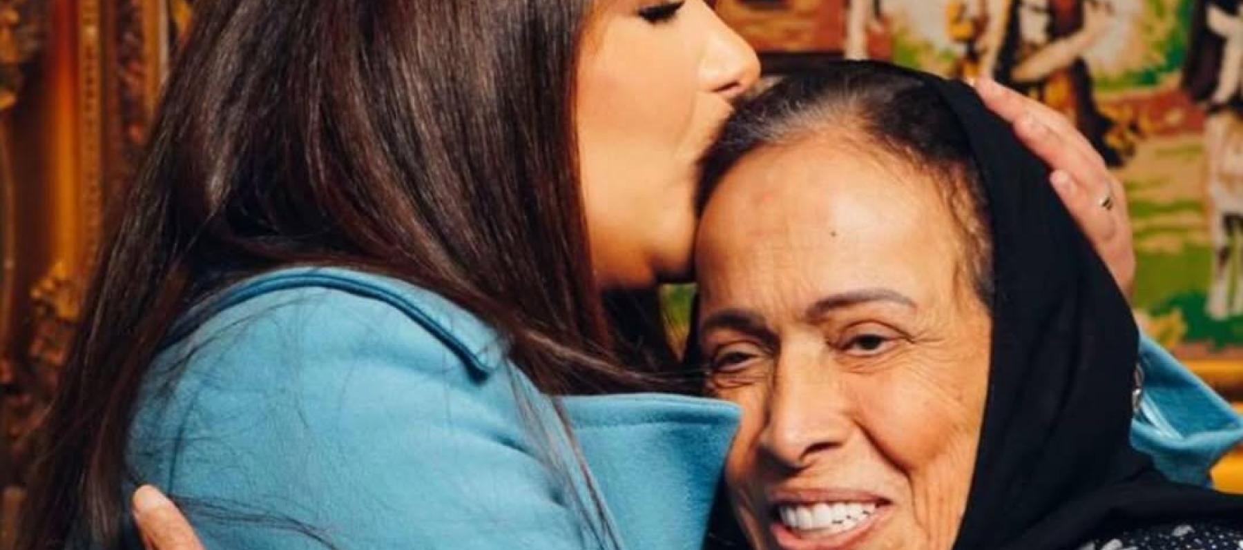 هنادي الكندري تبكي حياة الفهد: كنت أعلم أنه الوداع الأخير