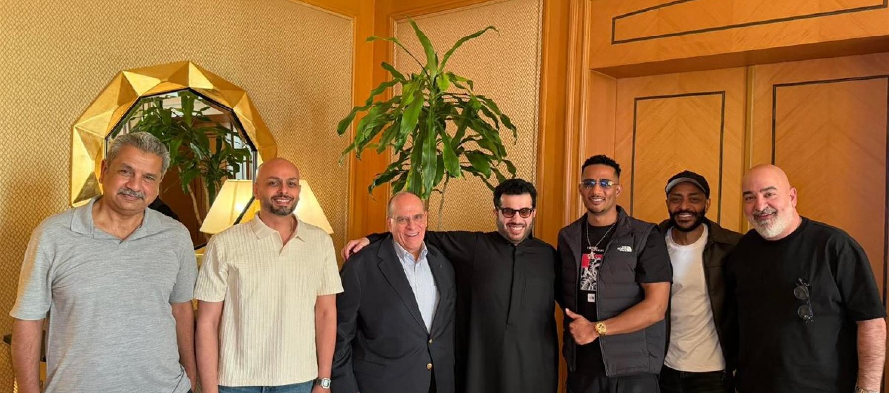 محمد رمضان وتركي آل الشيخ