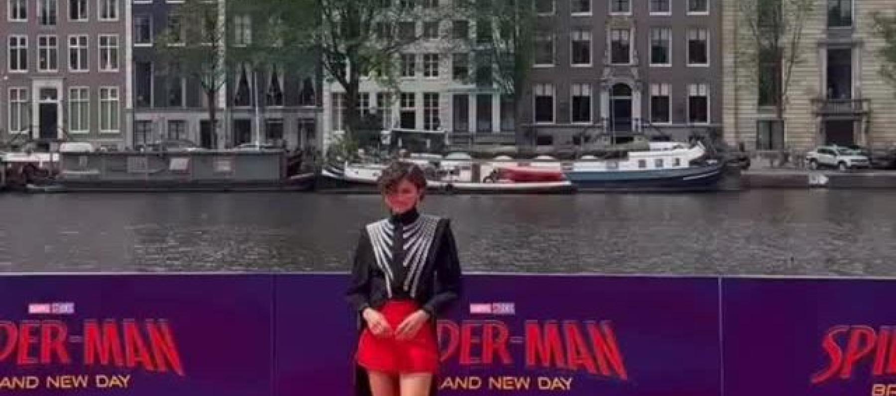 زندايا بإطلالة مستوحاة من عالم Spider-Man بتوقيع لويس فيتون