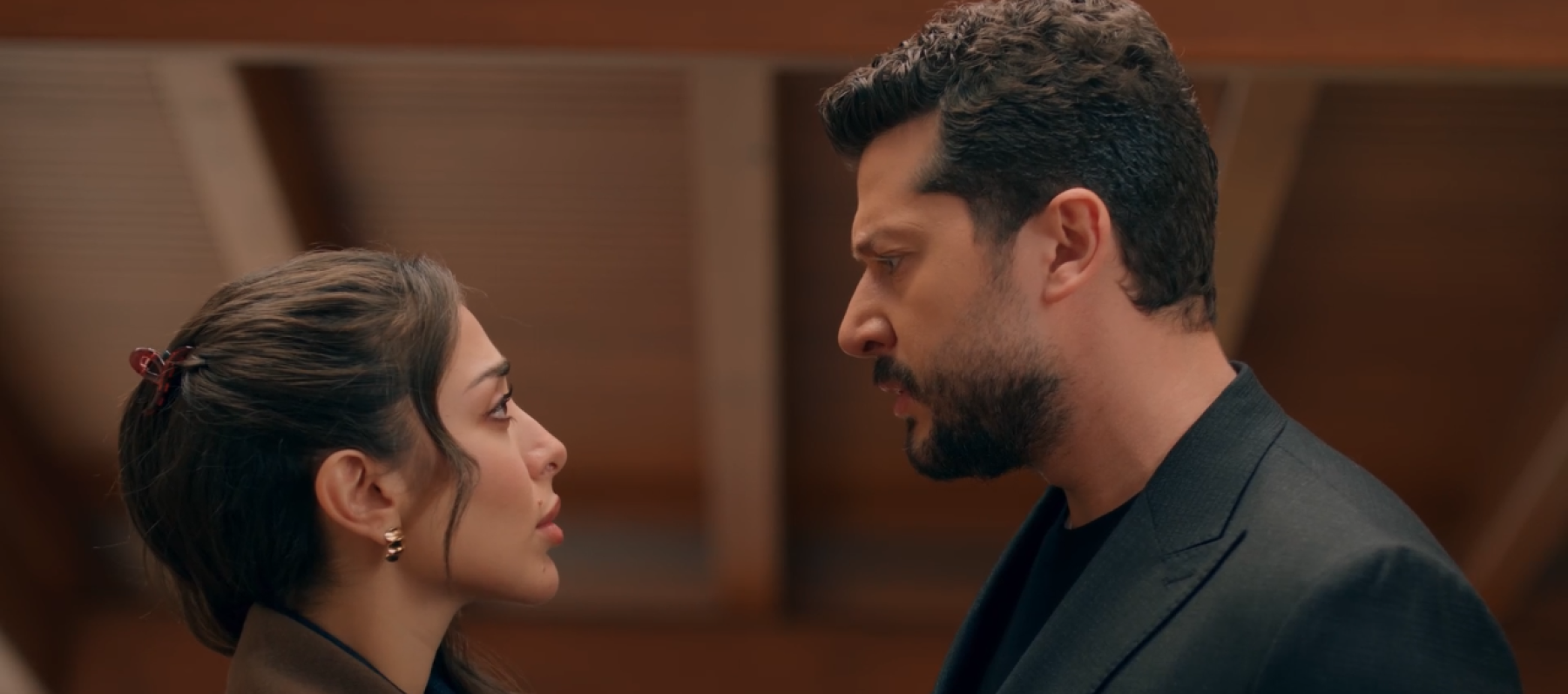 مسلسل حب على ورق الحلقة 44 - مصدر الصورة شاهد